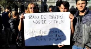 Vrem spitale, biserici sau cluburi mai multe?