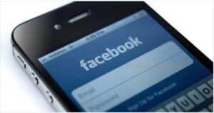 FaceBook face probe: au disparut mesajele pe pagini